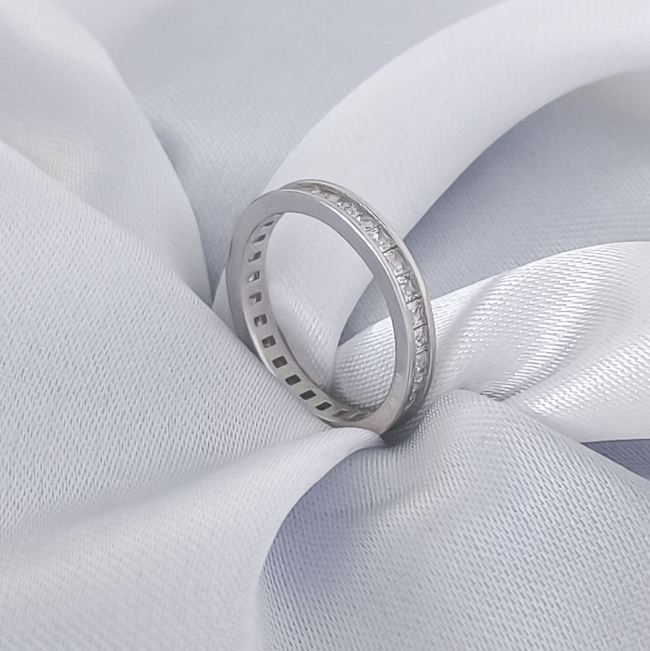 Anillo Plata 925 Baño Oro Blanco con Circonitas | Delicadeza y Brillo Femenino