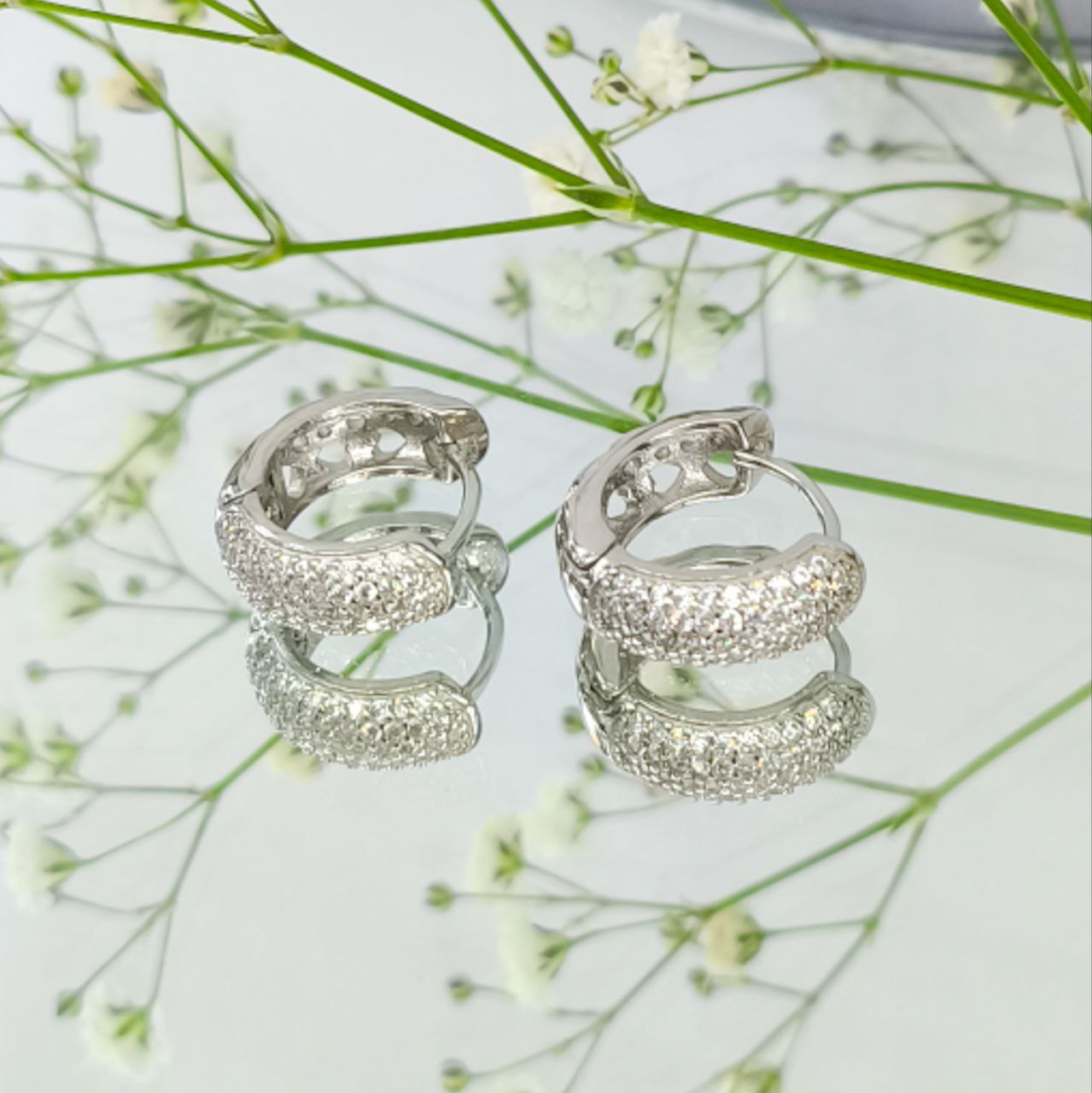 Candongas Earrings in 925 Silver with White Gold Plating