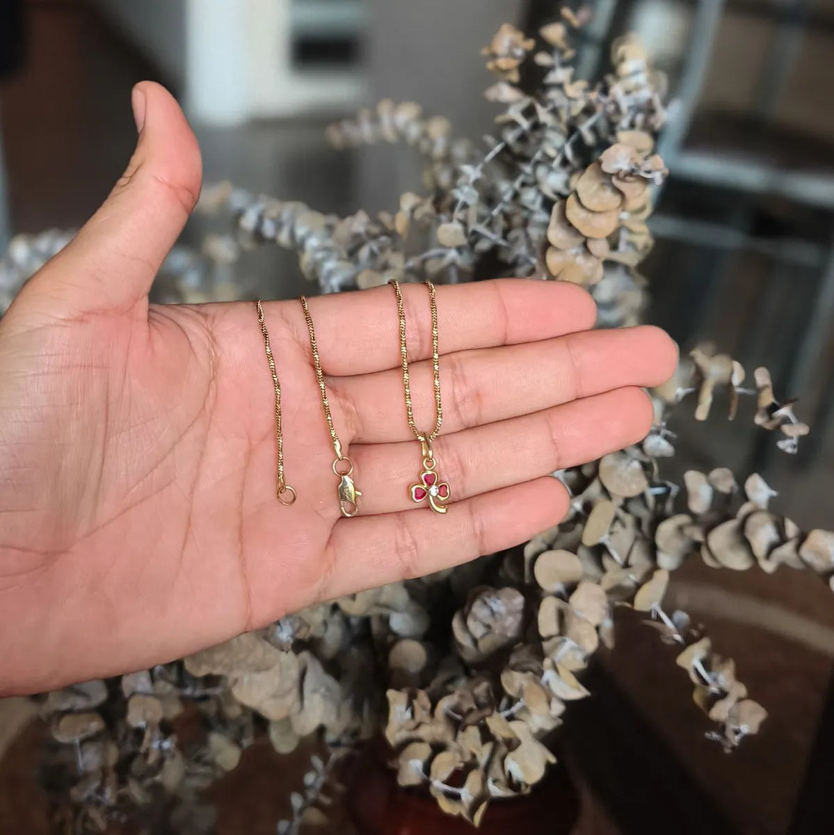 Juego Collar + Dije Trébol + Estuche Para Mujer Oro 18k Laminado