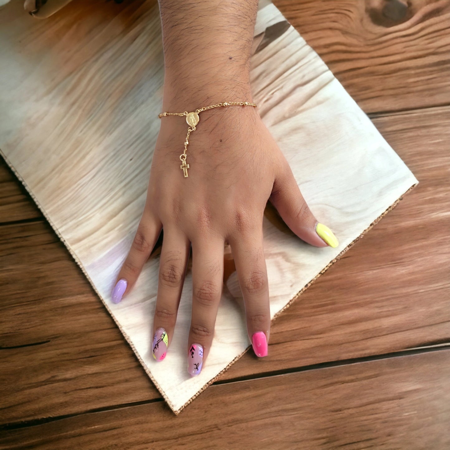 Pulsera Esclava Virgen Delicada en Oro Laminado18k Dama