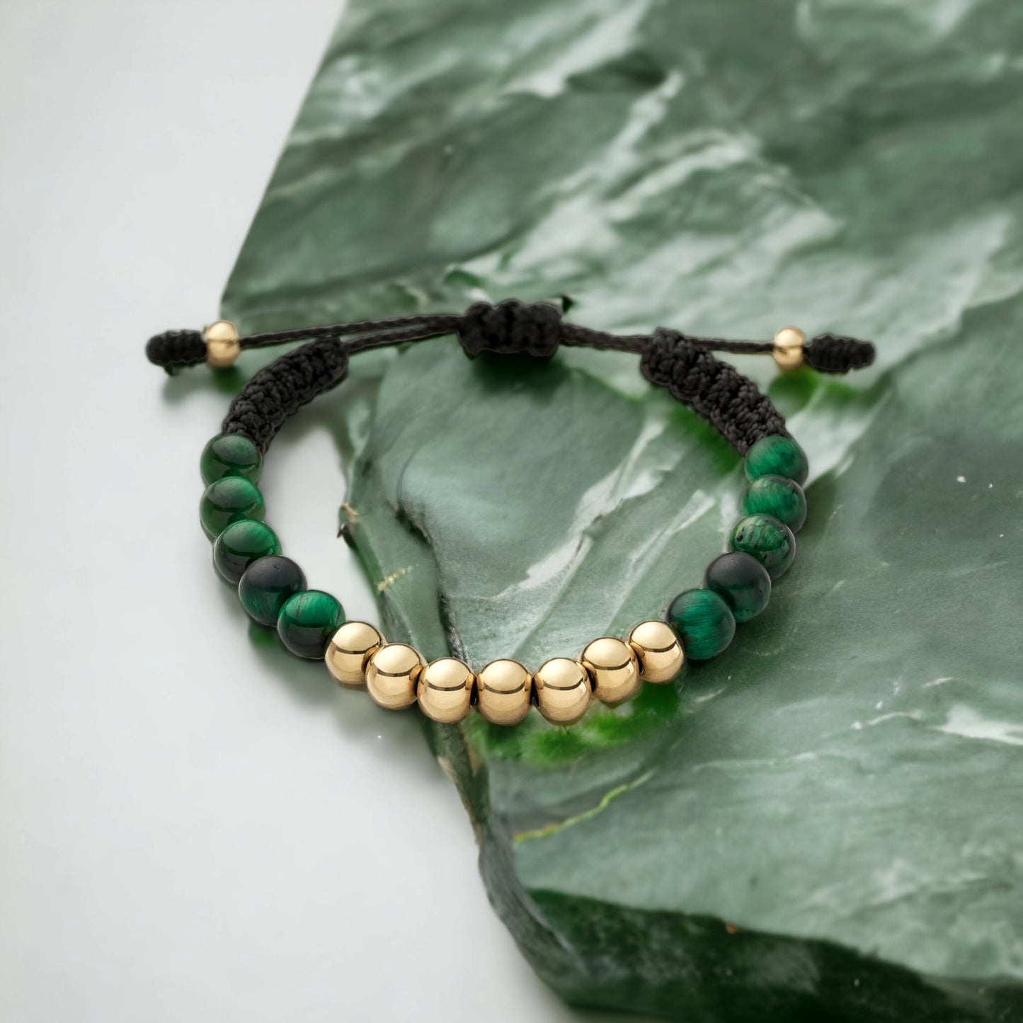 Pulsera Tejida Oro Laminado18k Central y Ónix Verde