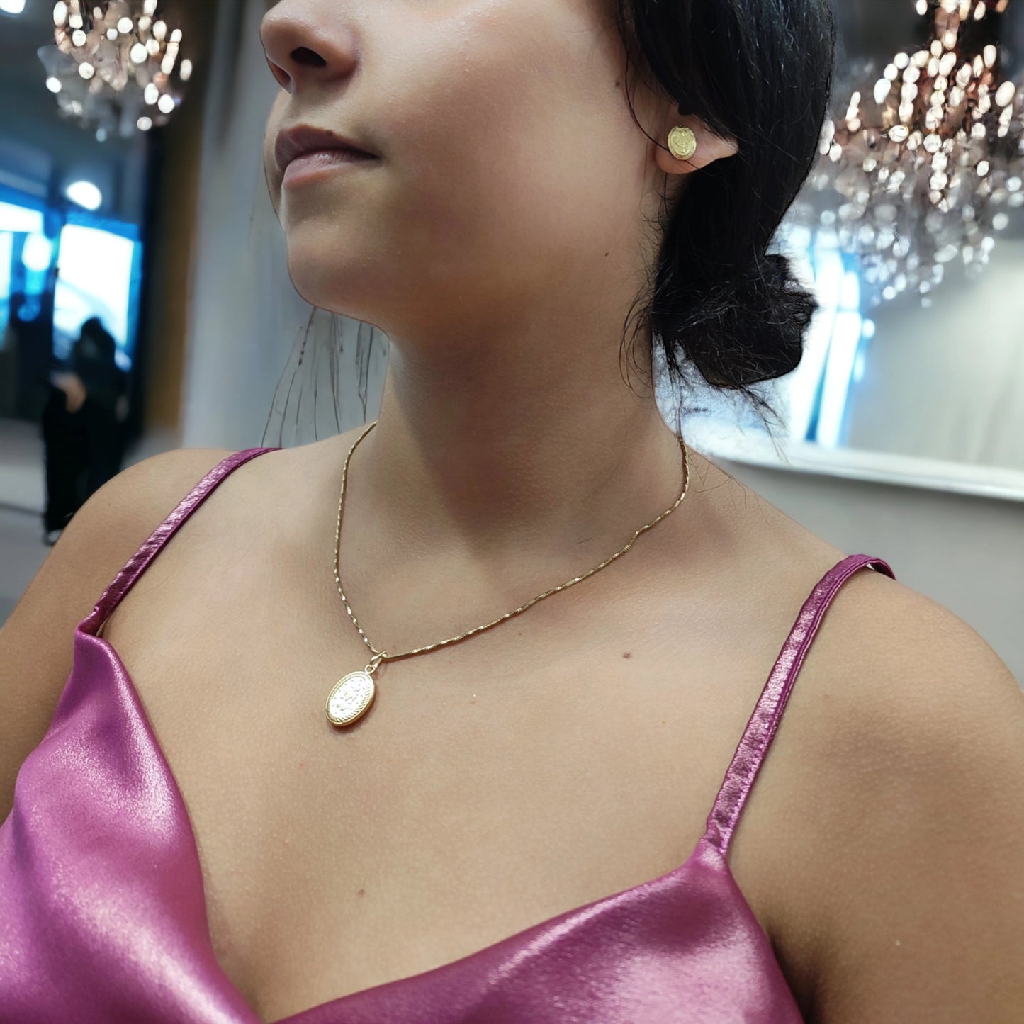 Juego Cadena Aretes Dije Oro Lamiando18k Virgen Milagros Mujer