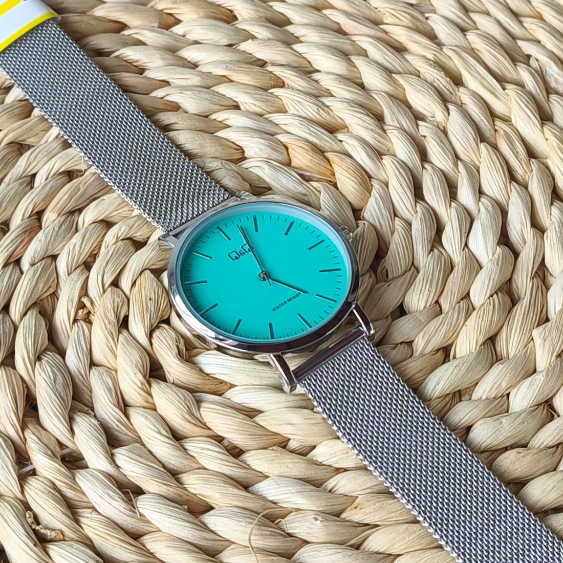 Reloj Hombre Elegante Plateado Pulsó Malla Qyq Original Q&q C34A-015PY