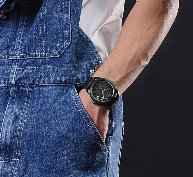 RELOJ NAVIFORCE Negro CLÁSICO NF9202T
Hombre