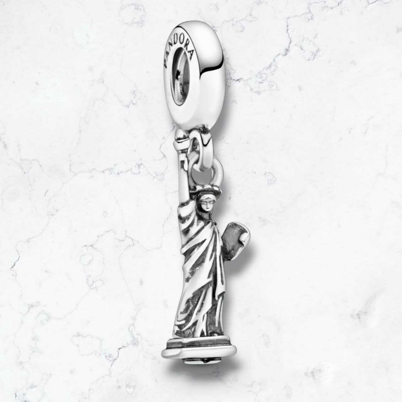 estatua de la libertad en plata925