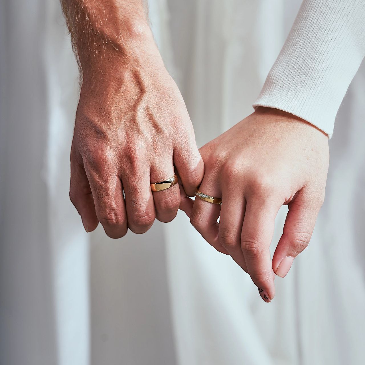 Tuscany Wedding Rings in 18K Gold Plated