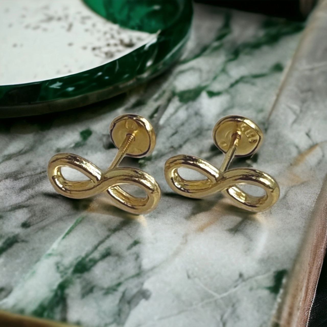 Anti-allergy Earrings with Safety Polka Dots in 18k Gold Plated Infinity