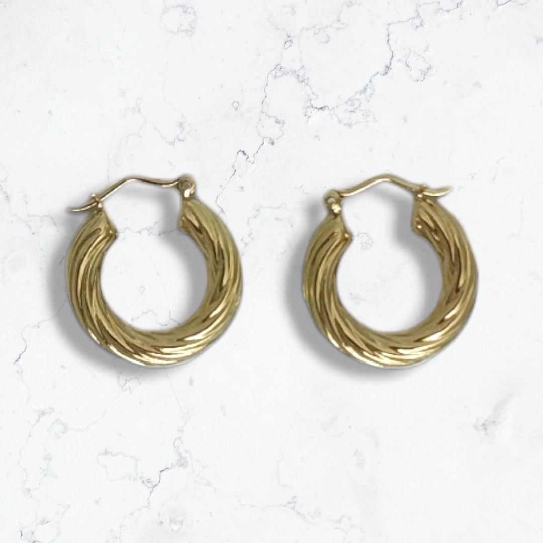 Candongas 18k Gold Plated Thick Marshmallows