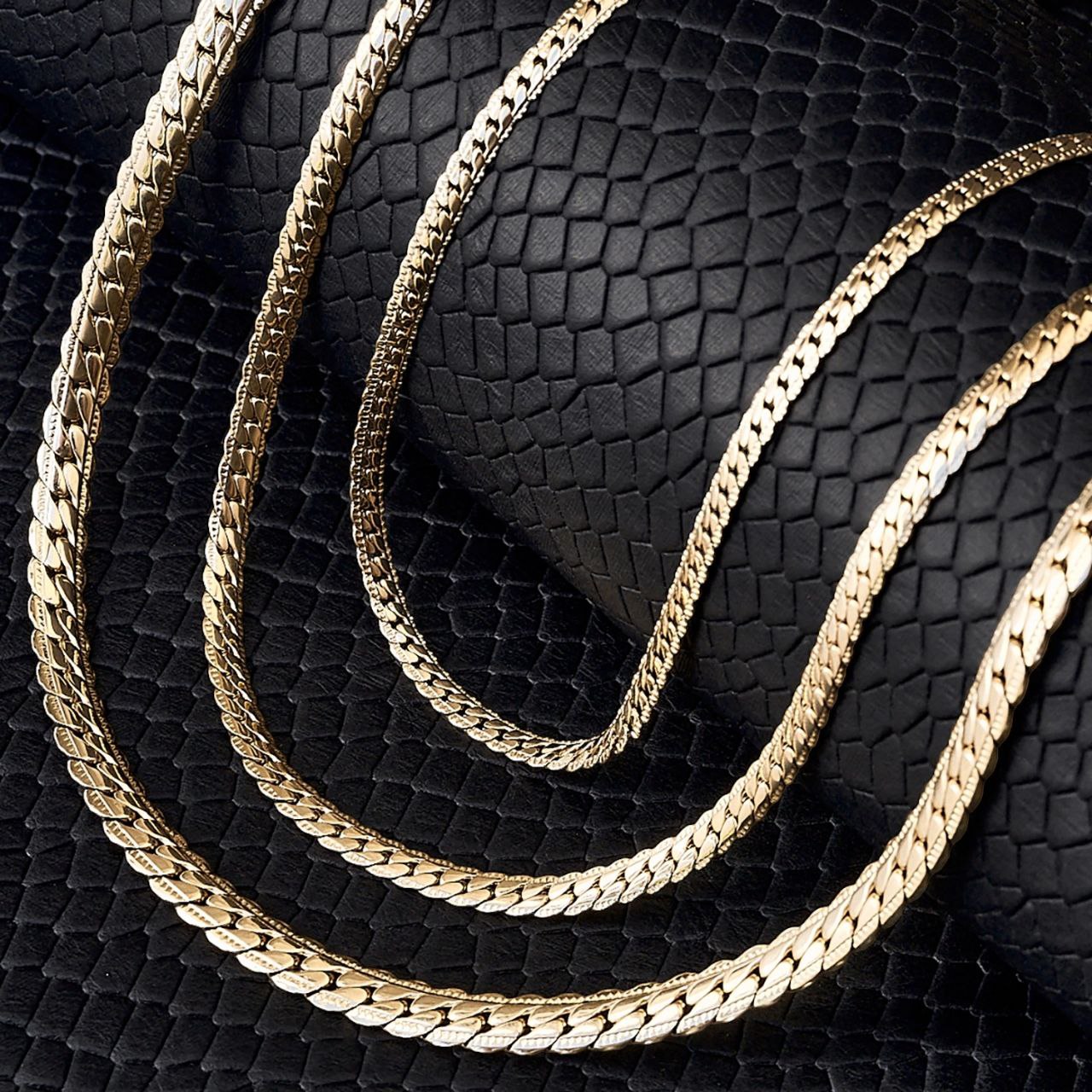 Cadena Gravada Oro laminado18K
