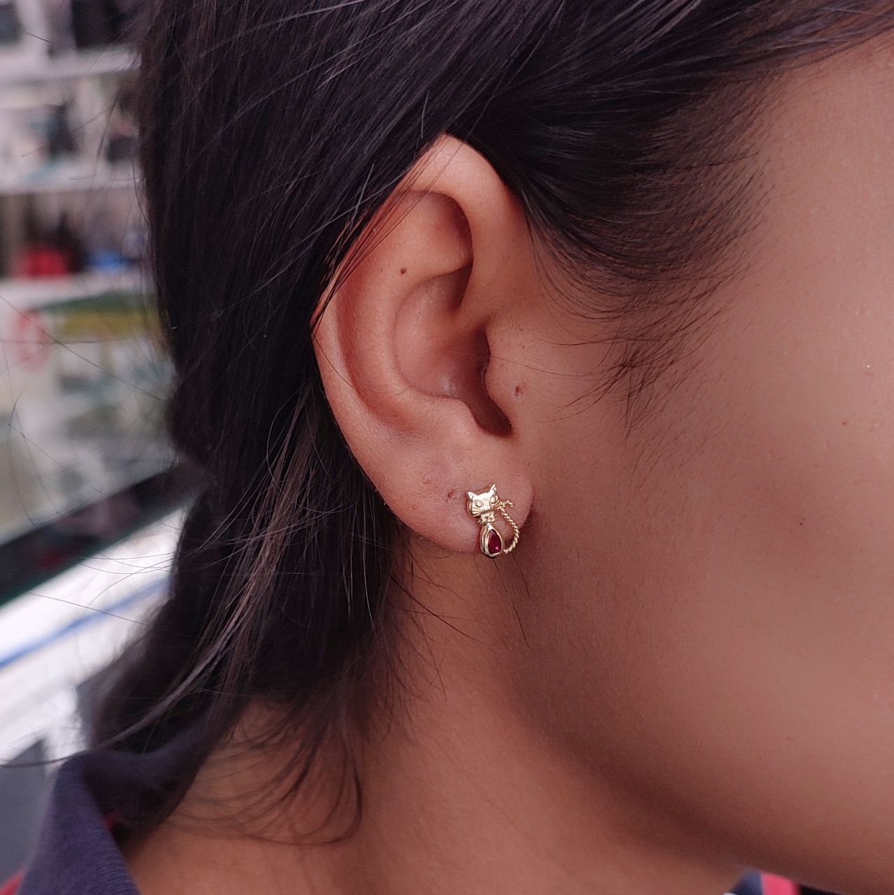 Aretes Anti alérgicos Topitos Seguridad Mujer Oro Laminado 18k Pequeños Gatos Brillo Encanto