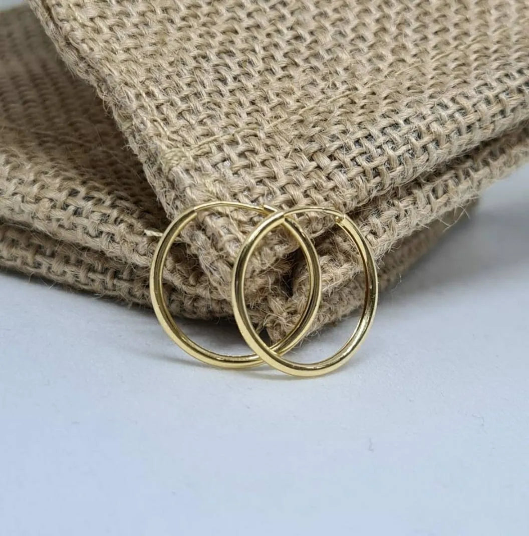 Aretes Candongas Mujer Casuales Aros Oro Laminado 18k Brillo Encanto