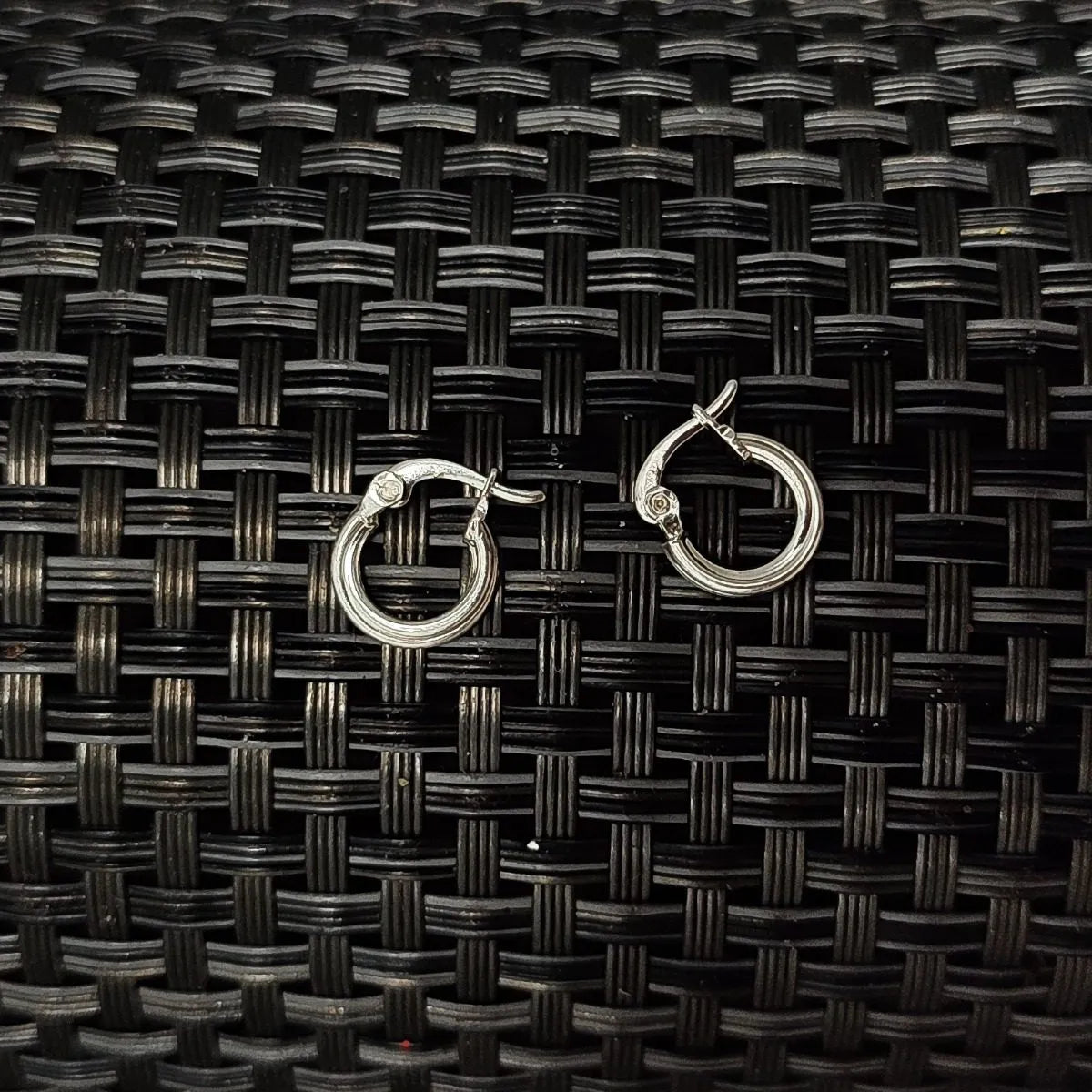 Aretes / Candongas Pequeñas Para Niña o Bebe En Plata 925 Italiana Brillo Encanto
