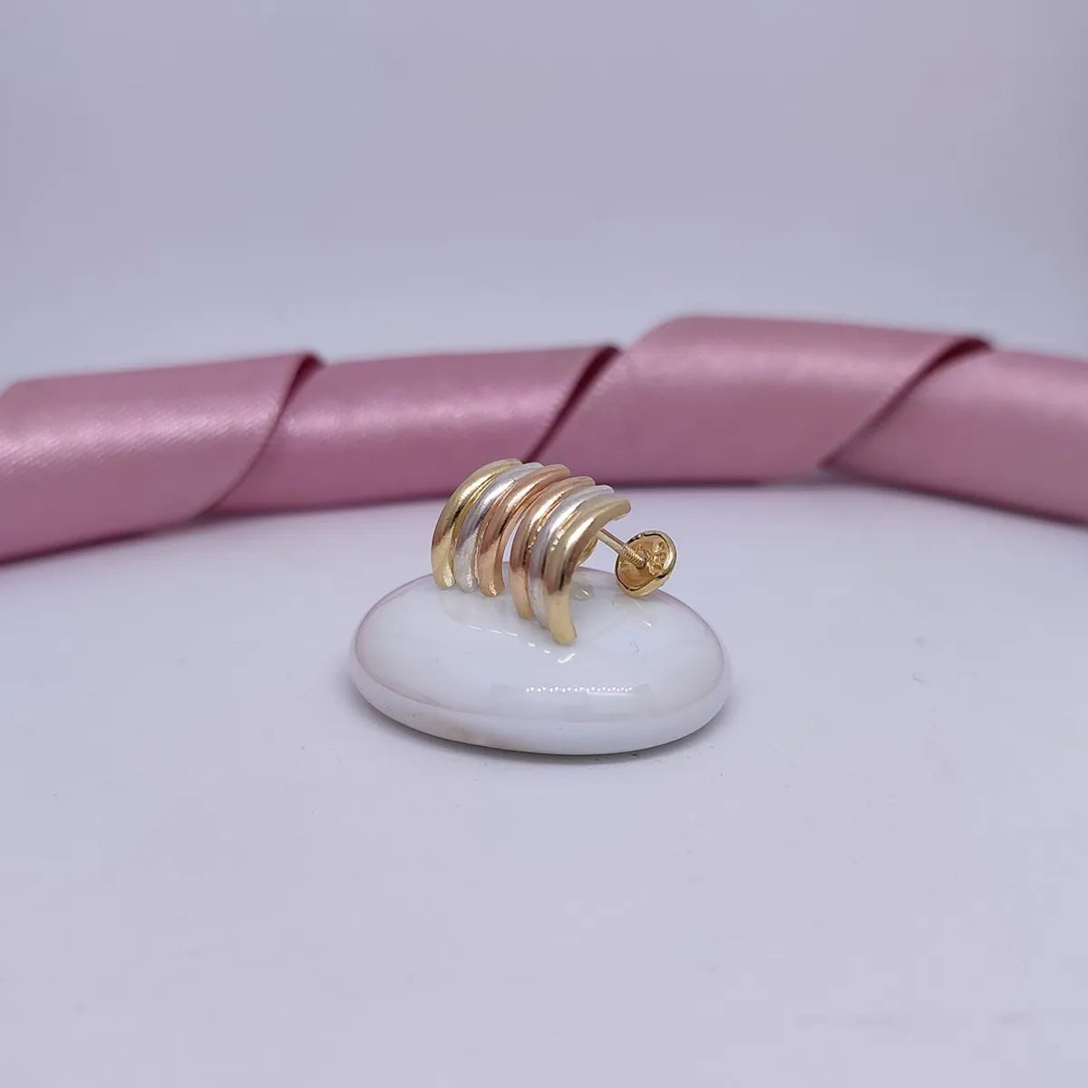 Aretes Topos Mujer Anti alergénicos En 3 Oros Laminado 18k Brillo Encanto