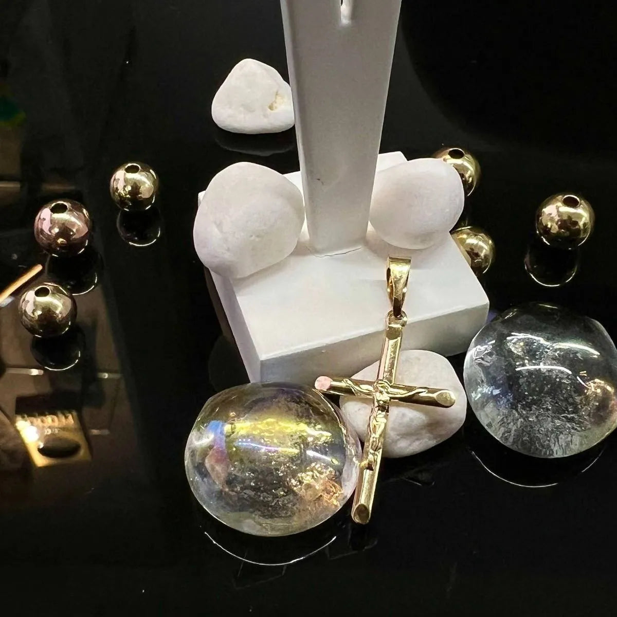 Dije Cruz Cristo Pequeño Para Mujer Dama Oro Laminado 18k Brillo Encanto