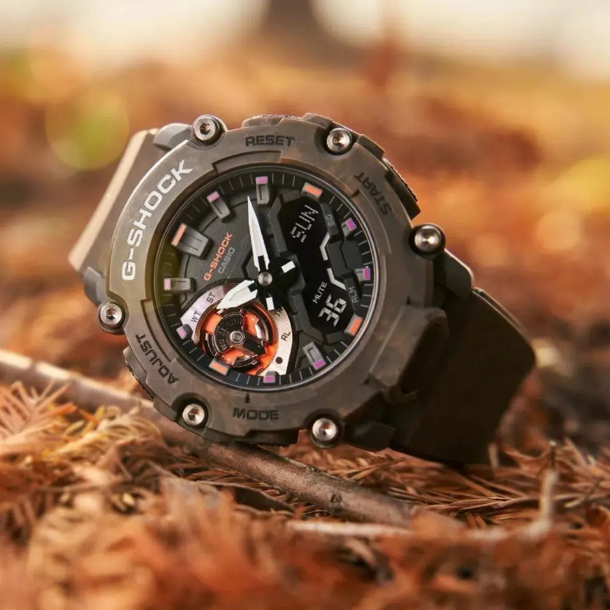Reloj Casio G-shock Hombre Deportivo Brújula Y Sumergible GA-2200MFR-5ADR Brillo Encanto