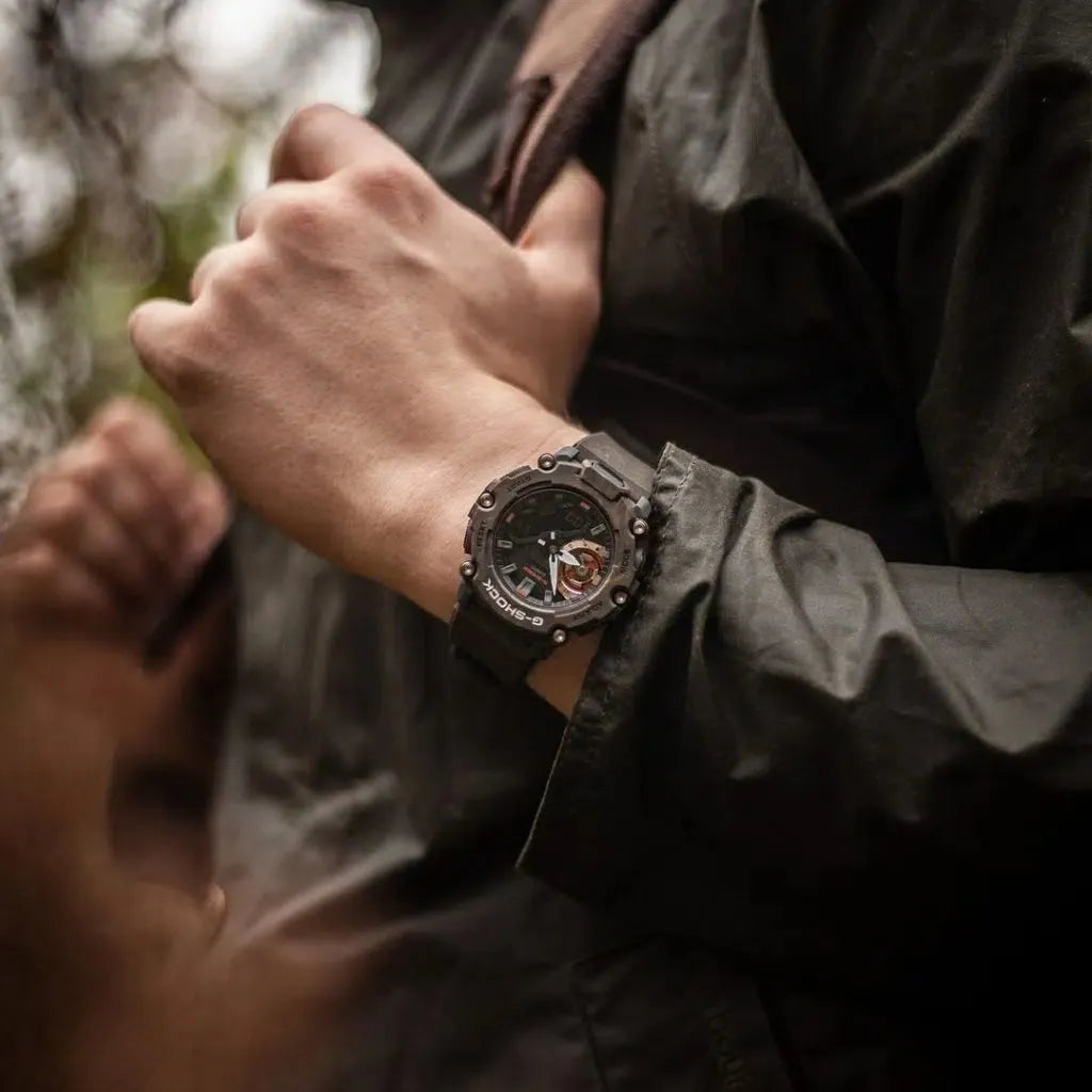 Reloj Casio G-shock Hombre Deportivo Brújula Y Sumergible GA-2200MFR-5ADR Brillo Encanto