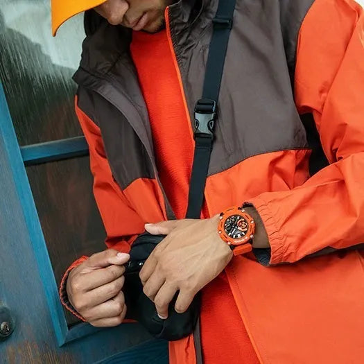 Reloj Casio G-shock Hombre Deportivo Sumergible Y Brújula GA-2200M-4ADR Brillo Encanto