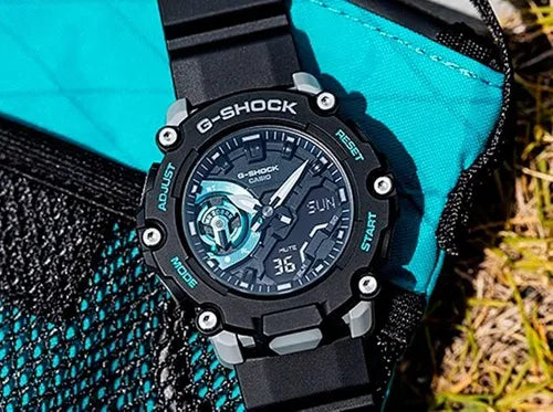 Reloj G-shock Hombre Deportivo Sumergible Y Brújula Digital GA-2200M-1ADR Brillo Encanto