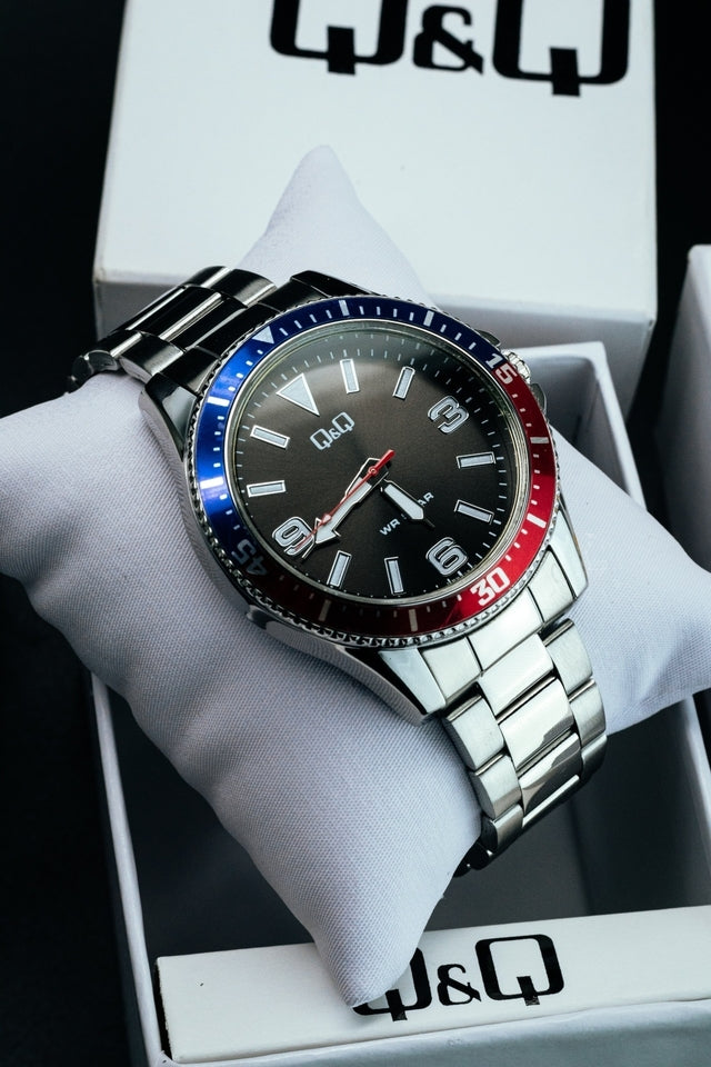 Reloj Q&Q Hombre Colección Lujo Acero Elegante Regalo Ideal Brillo Encanto