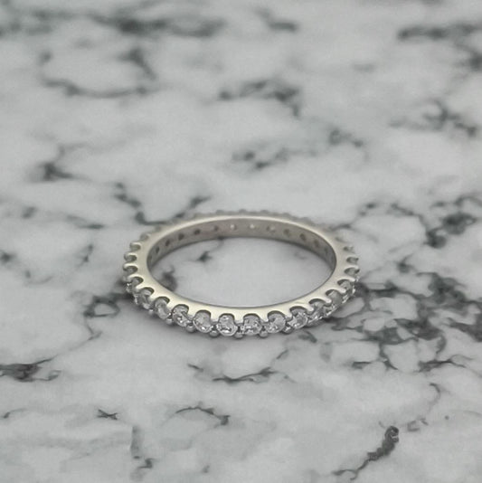 Anillo Eternity Plata 925 Baño Oro Blanco | Brillo Delicado para Ella