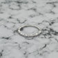 Regalo Especial: Anillo Plata Baño Oro Blanco para Mujer | Con Esmeralda Sintética