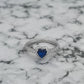 Anillo de Compromiso Plata 925 con Zafiro Sintético Corazón: Lealtad Eterna