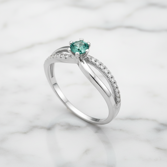 Anillo Armonía Esmeralda Colombiana Diamantes Plata 925 | Brillo Encanto