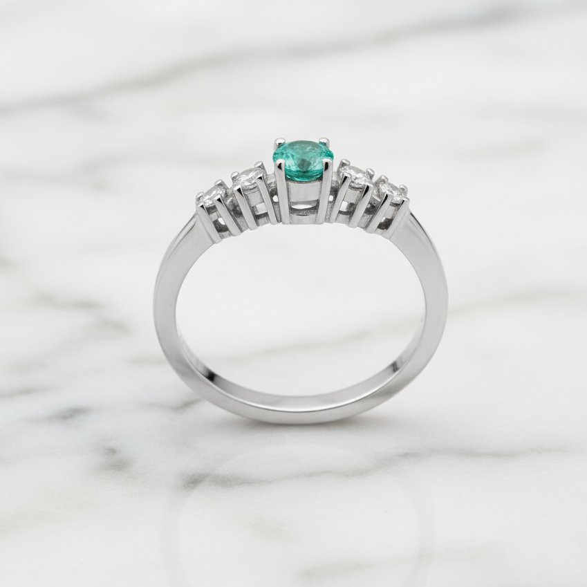 Oval Emerald Engagement Ring in Silver 1000