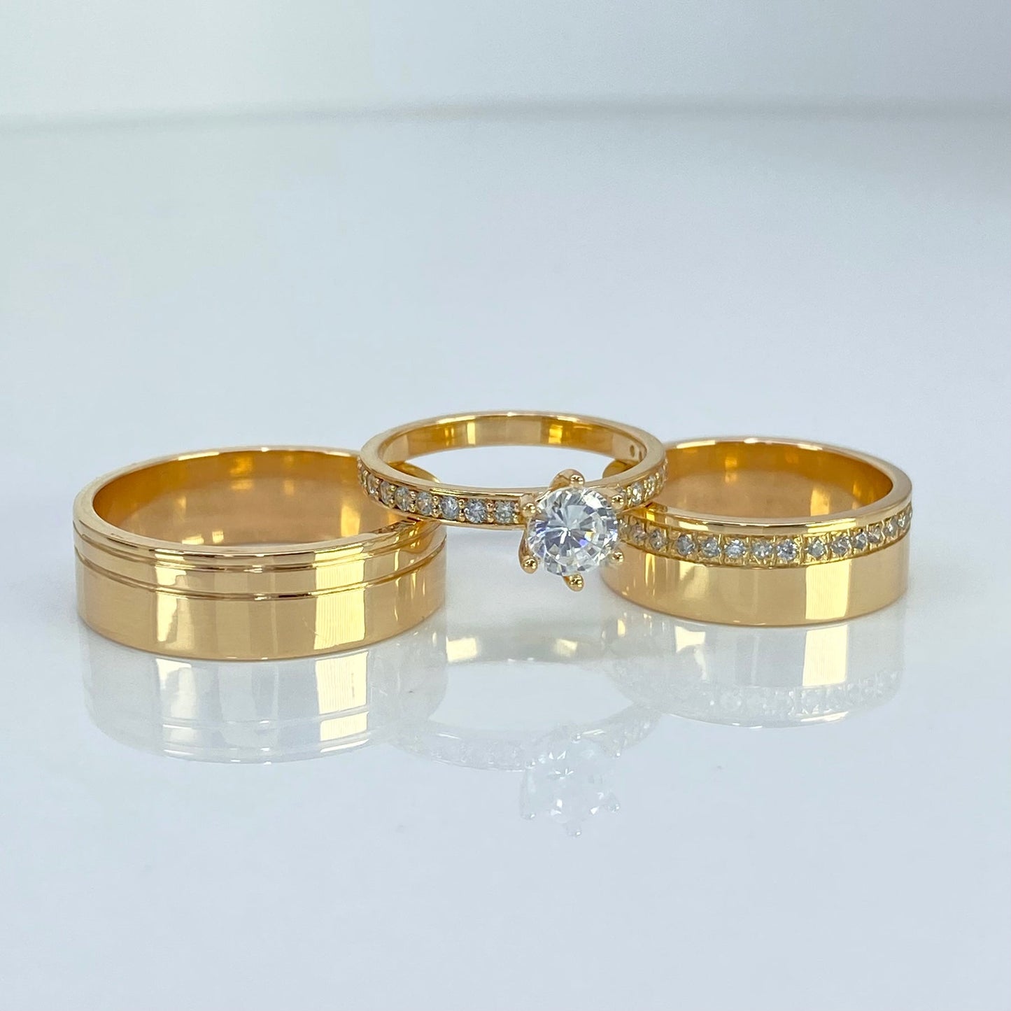 18K Gold Valetta Wedding Rings