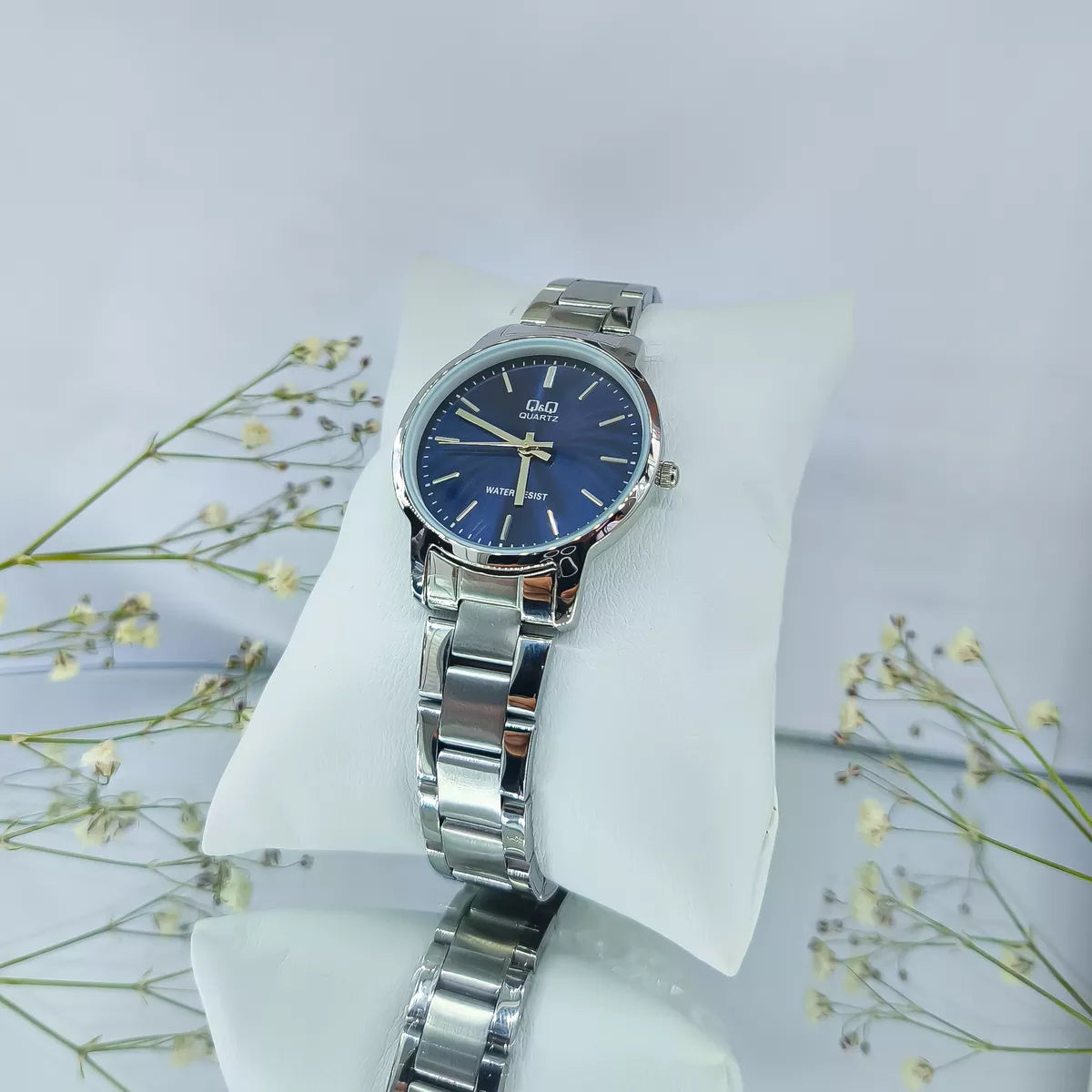 Reloj Qyq Mujer Qa47j202y Acero Casual Original Q&q Elegante