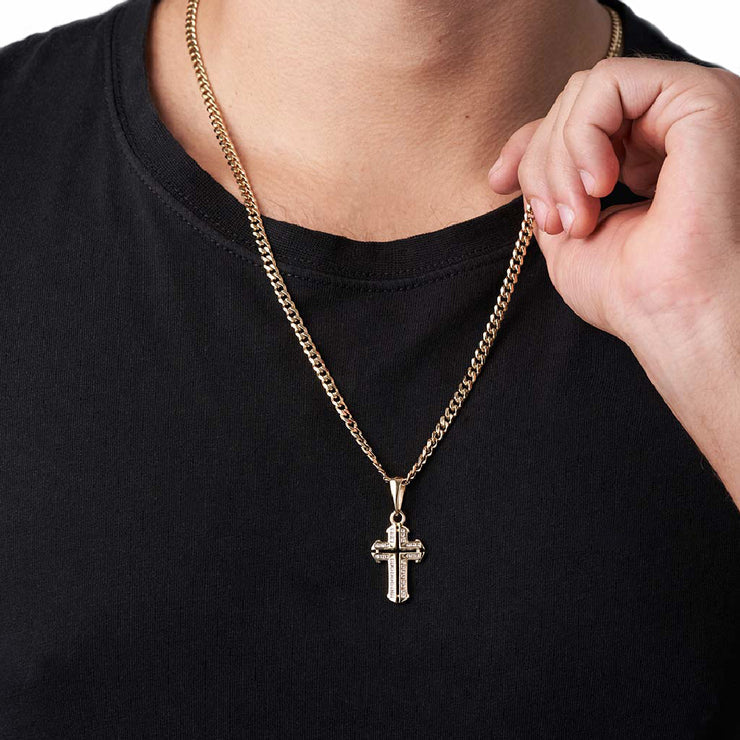 Dije cruz oro 18k con cadena cubana dorada en cuello de hombre - colgante lujo joyería Colombia