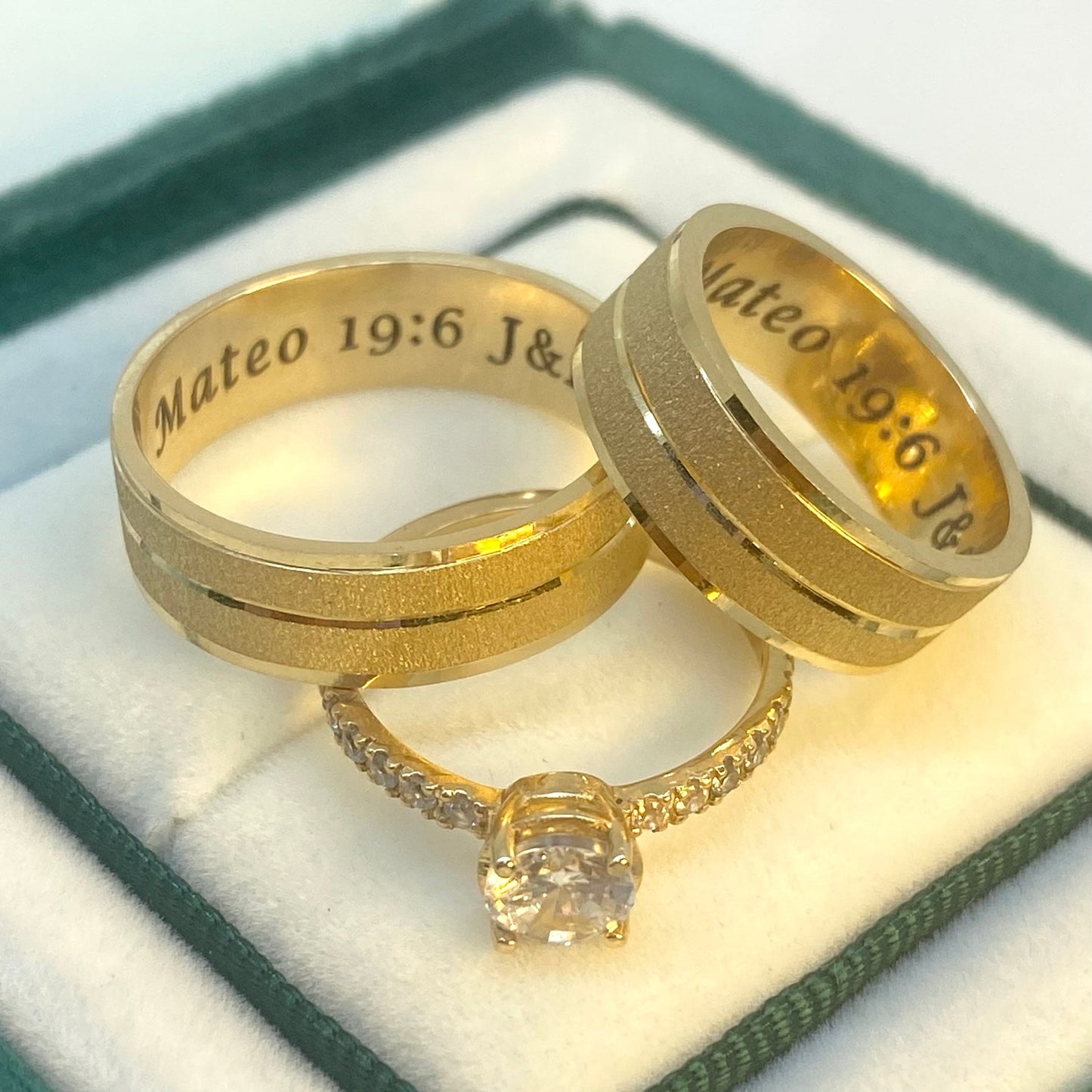 Argollas Anillos Matrimonio Capri en Oro 18K