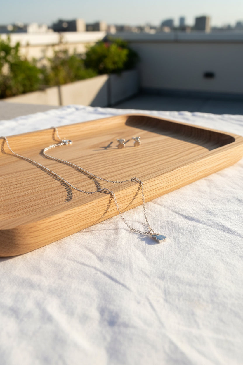 Set Osito Plata 925 cadena dije y aretes en ático al aire libre luz natural