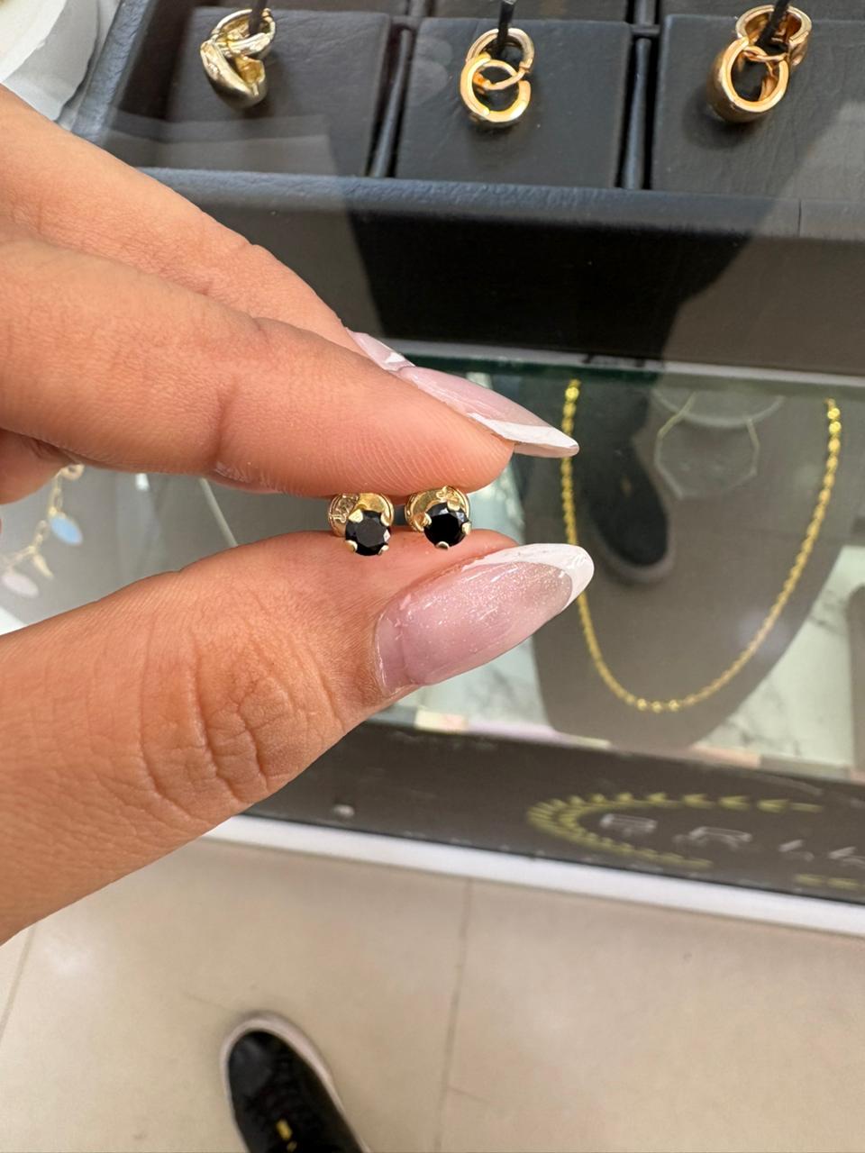 Aretes / Piercing Oro Laminado 18K Hombre Murano Negro