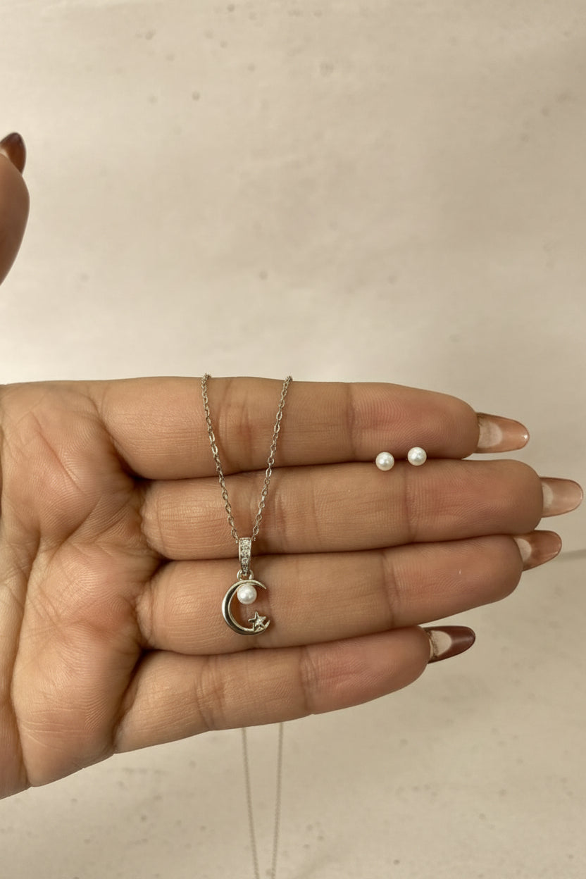 Dije Luna Plata 925 Ley Italiana – Diseño Místico Femenino