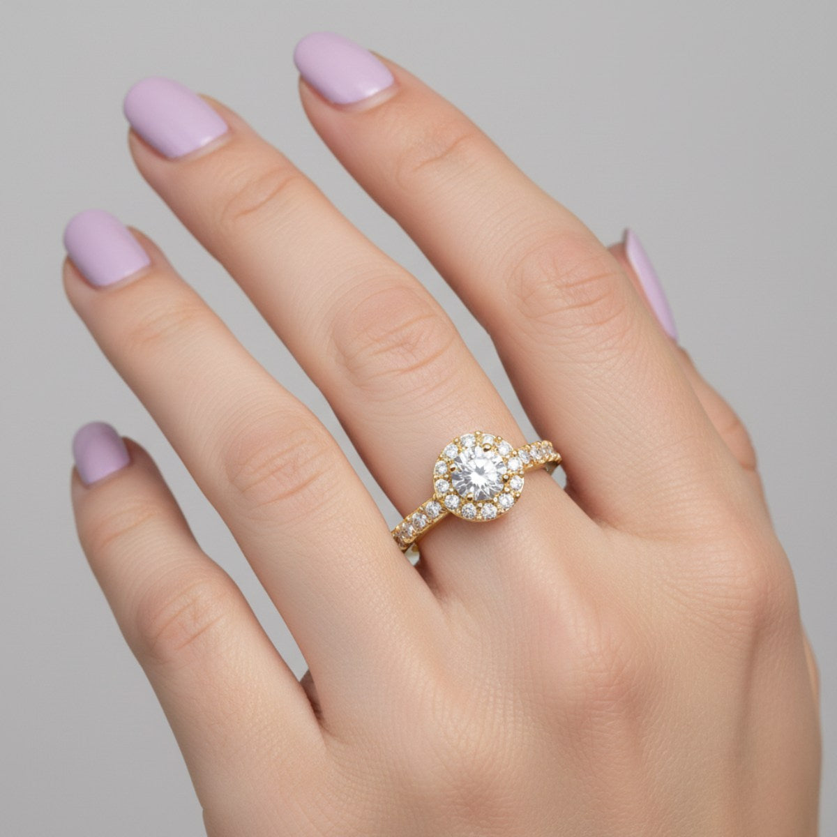 anillo de compromiso hecho a mano oro 18k Villavicencio Brillo Encanto