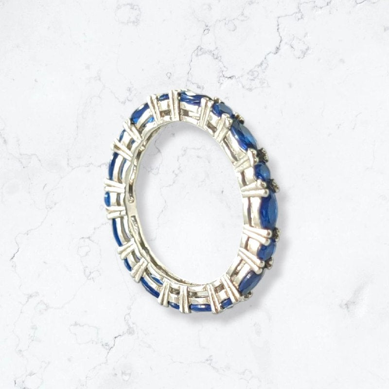 anillo con circones azules de mujer en plata925