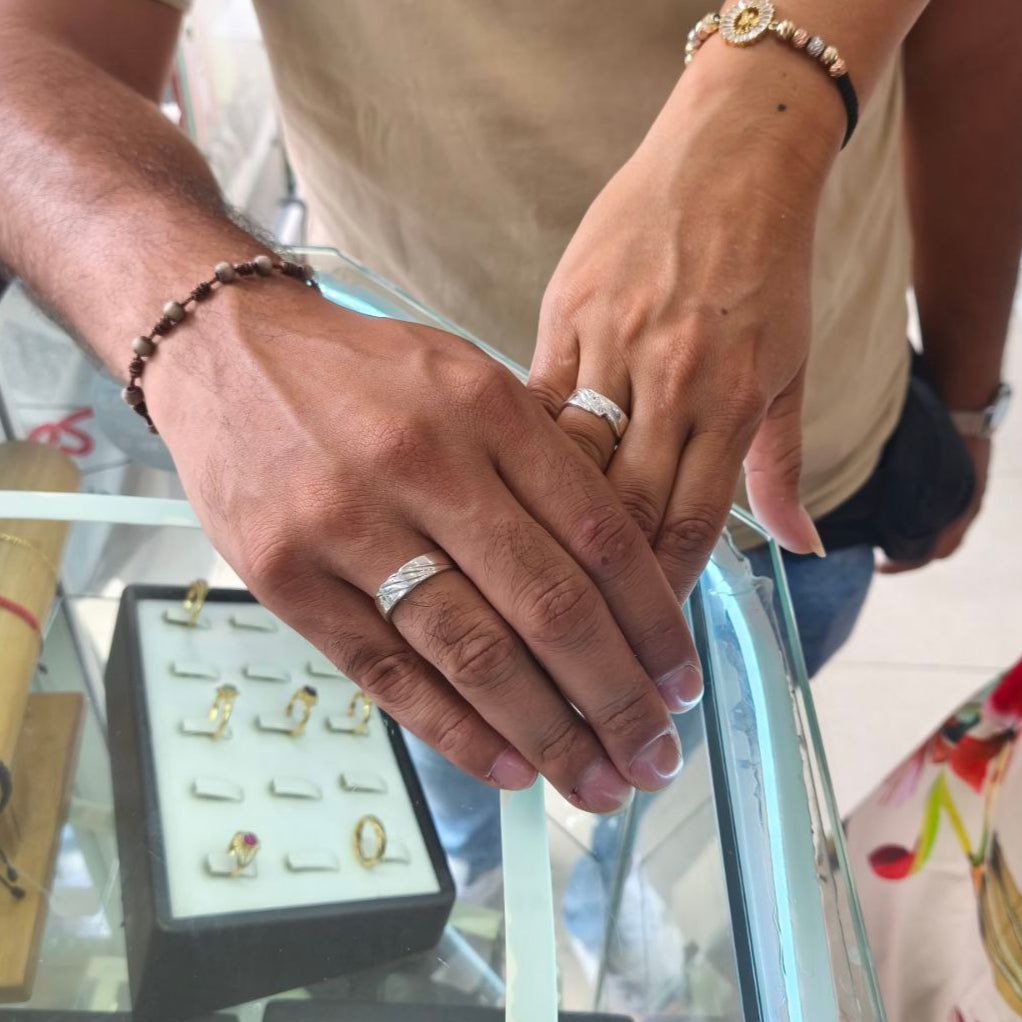 Argollas de matrimonio Praga en Plata Italiana para pareja