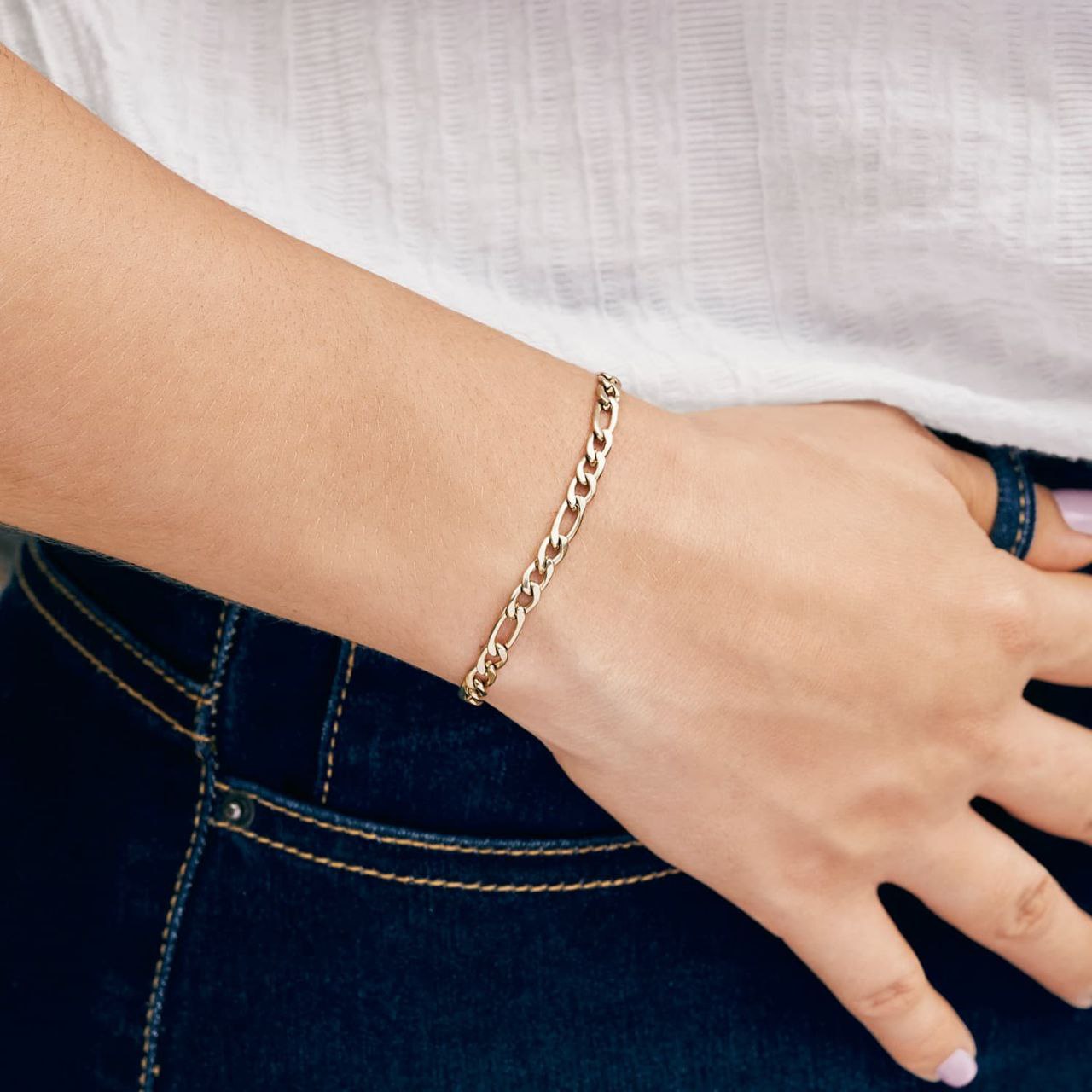 Pulsera Manilla Fígaro Oro lamiando 18K con envió gratis Colombia Villavicencio
