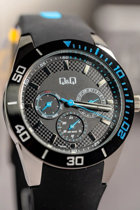 Reloj Q&Q AA42J512Y Siliconado Azul