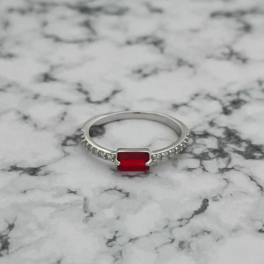 Anillo de Compromiso Plata 925 con Piedra Roja | Sello de Amor Apasionado