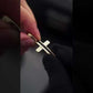 Cruz Hombre Piedras Negras | Oro Laminado 18k