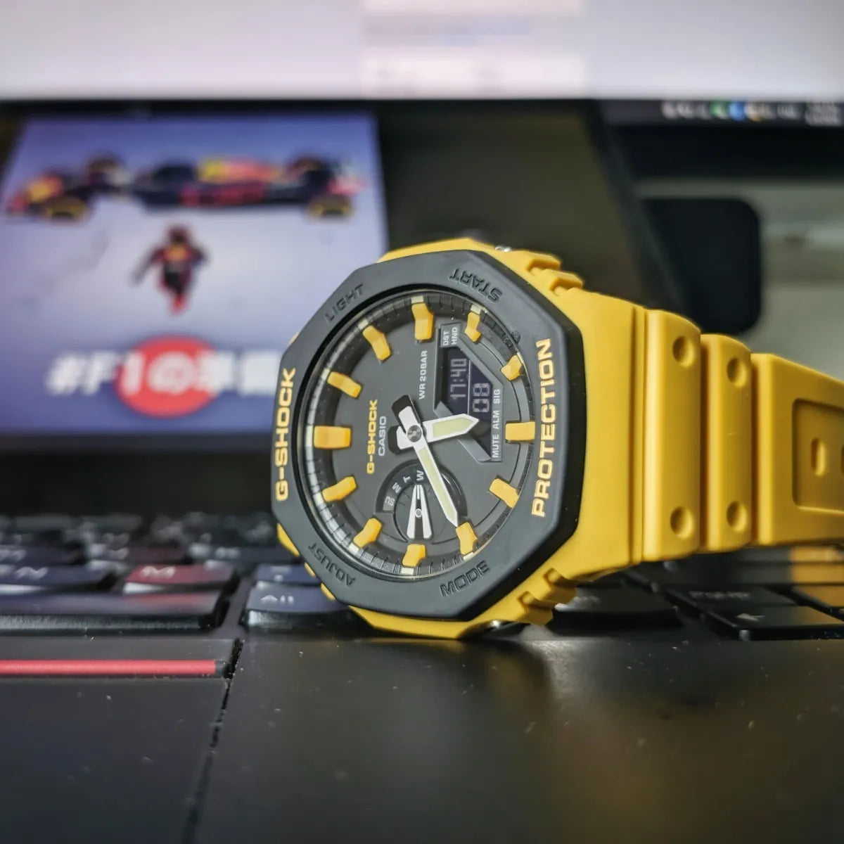 Reloj Casio G-shock Deportivo Sumergible Amarillo Con Brújula GA-2110SU-9ADR Brillo Encanto